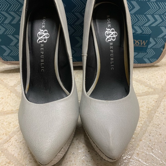 Women’s Rock & Republic Heels Size 8 - Picture 1 of 4